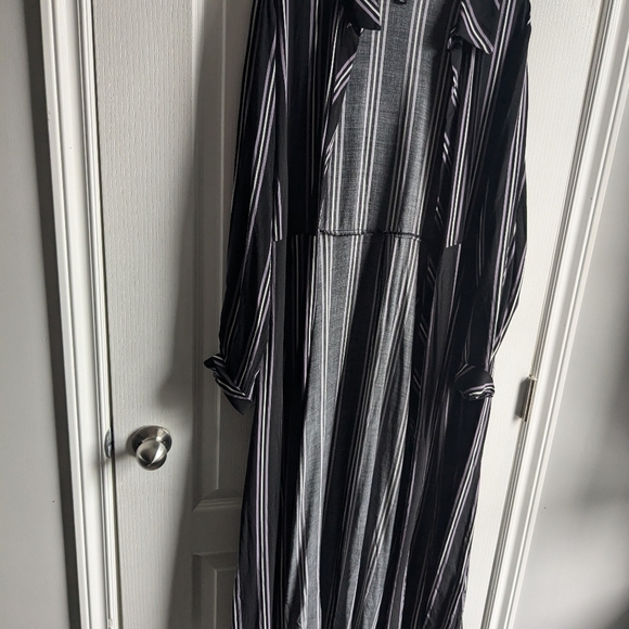 Torrid Striped Duster - Picture 5 of 5